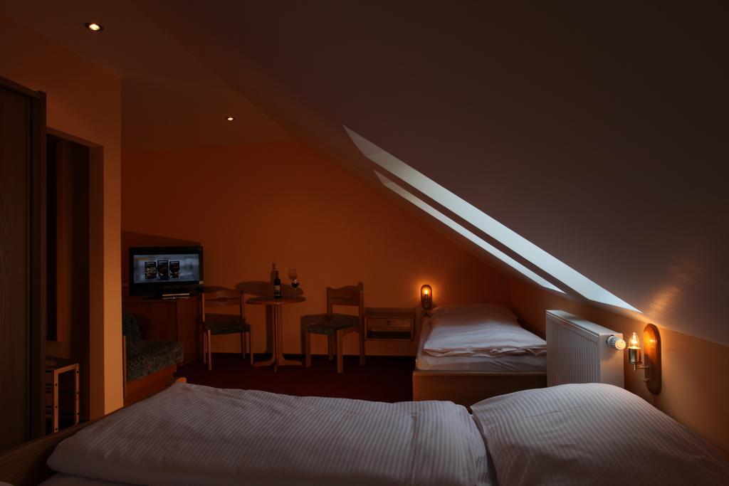 Wellness Hotel Marlin Nova Pec Bilik gambar